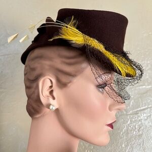 CLASSY 1940s' BROWN FELT TILT HAT + YELLOW FEATHERS & VEIL
